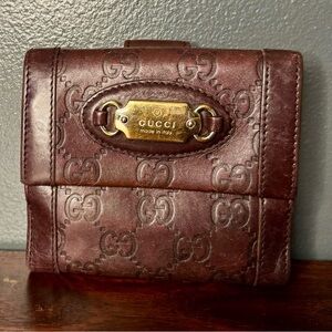 Gucci - Brown Guccissima leather - gold hardware - compact wallet